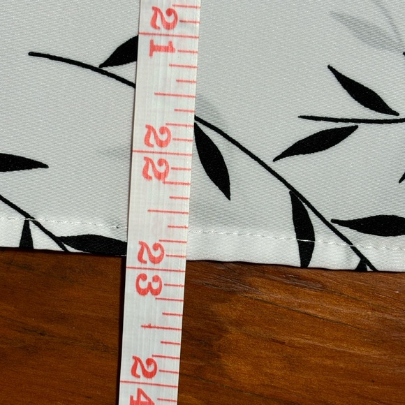 Women’s white polyester sleeveless blouse size XL - Picture 10 of 10